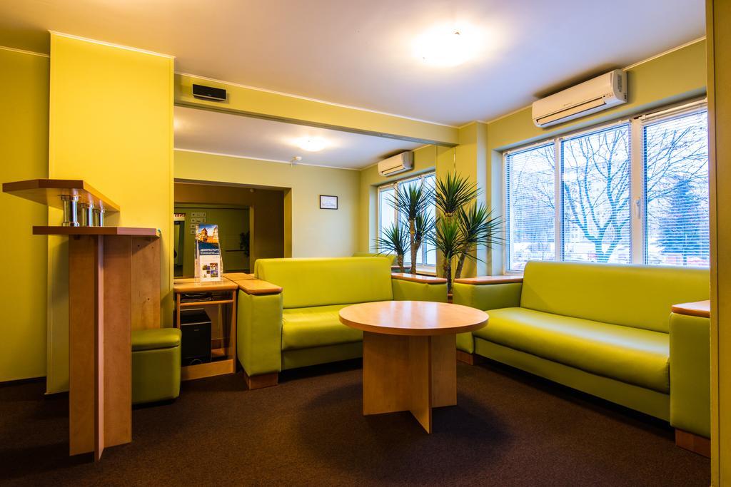 Zvezda Hotel Minsk Bagian luar foto