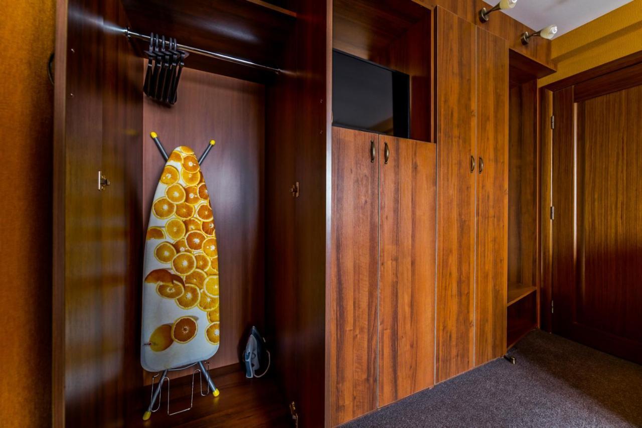Zvezda Hotel Minsk Bagian luar foto