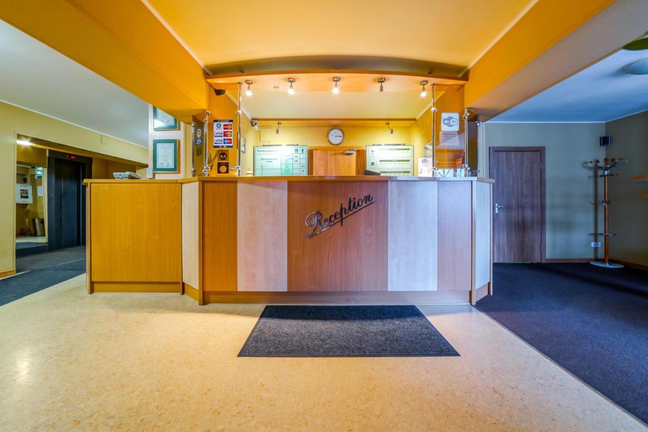 Zvezda Hotel Minsk Bagian luar foto
